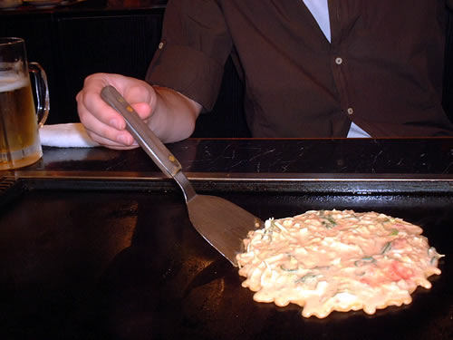 okonomiyaki vs. monjayaki
